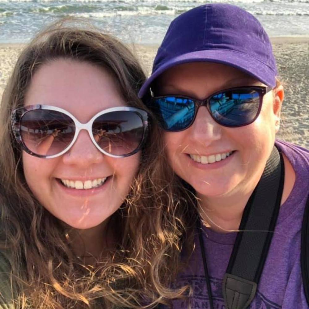 Meet your Posher, Britni